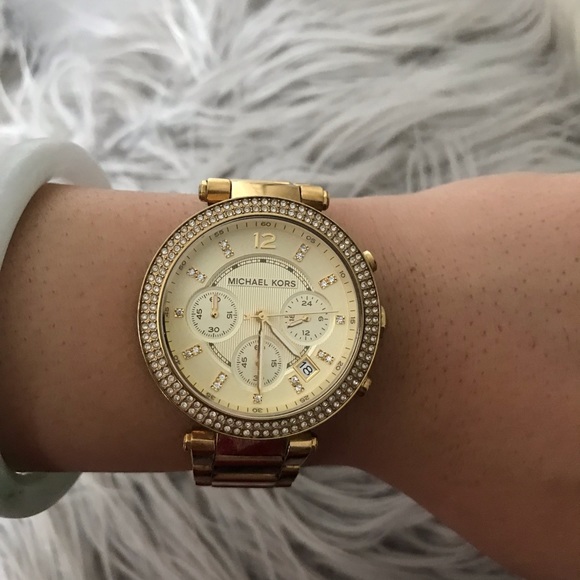Michael Kors Gold Watch w/ Crystal Encrusted Face - Picture 3 of 4